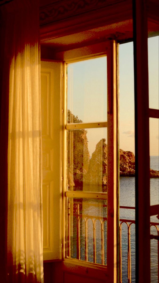 Photo by Lavinia Cernau