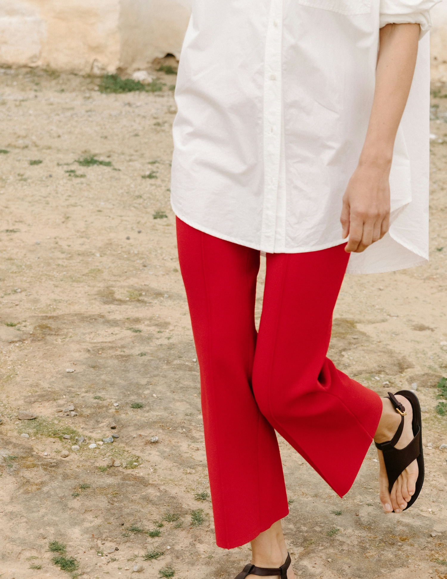 Jess wears the Oversized Button Down and Rene Pull on Pant